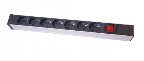 Elosztó rack 19"  7xSchuko kábel nélküli kapcsolós, forg., fekete APower [17601]